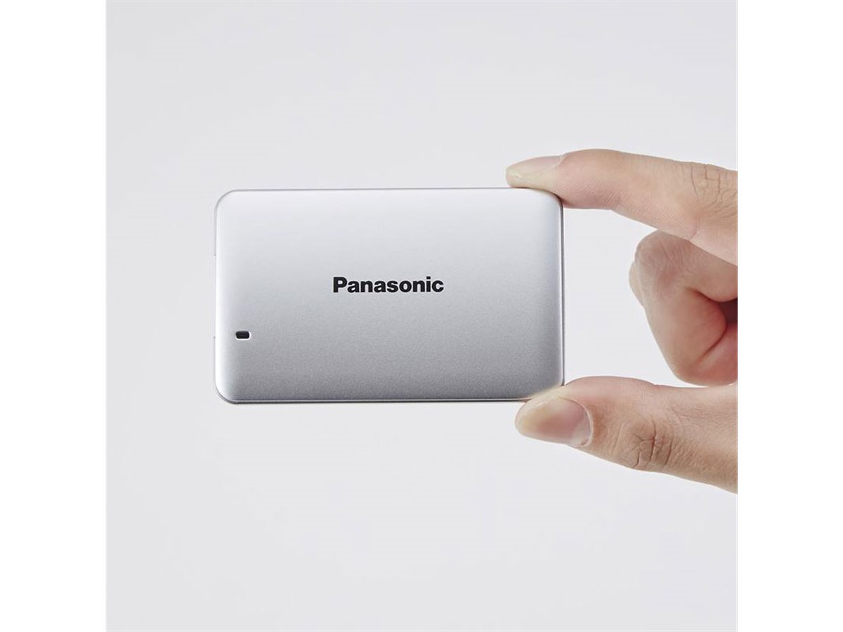 パナソニック、ポータブルSSDに512GBモデルを追加 - 価格.com