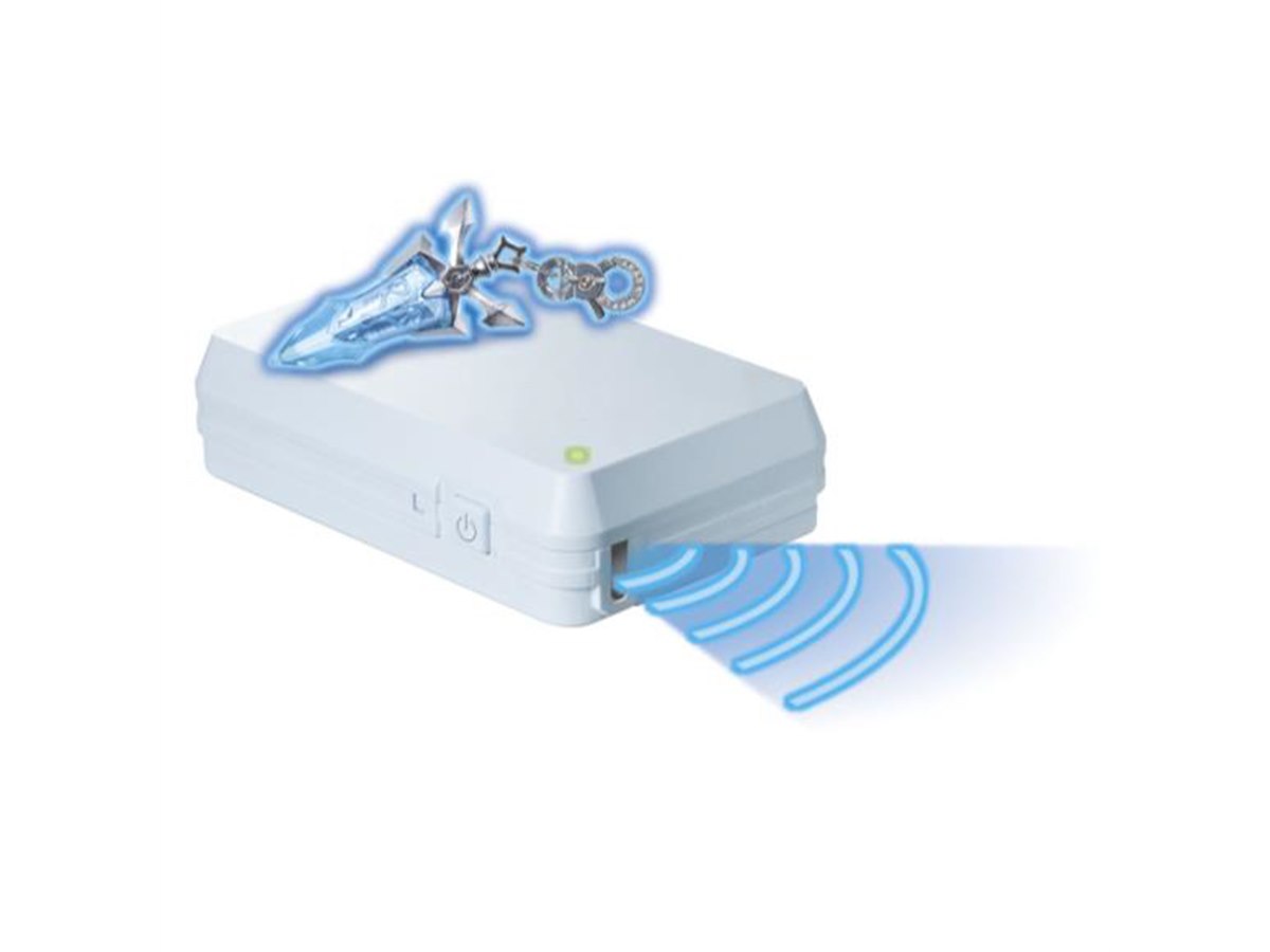 8/10発売“スナックワールドトレジャラーズ”対応モバイルリーダー