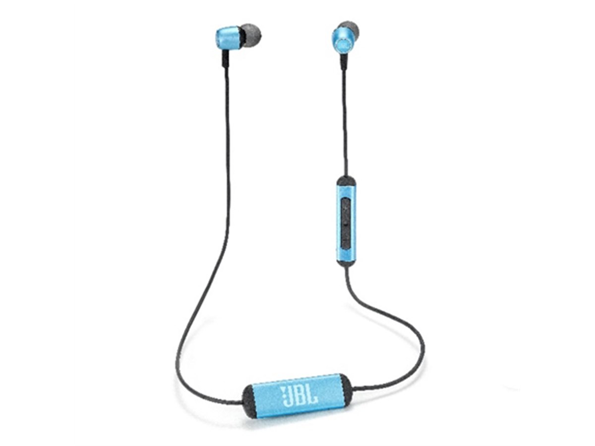 JBL、アルミ筐体で耐久性が高く高級感もあるBTイヤホン「DUET MINI BT