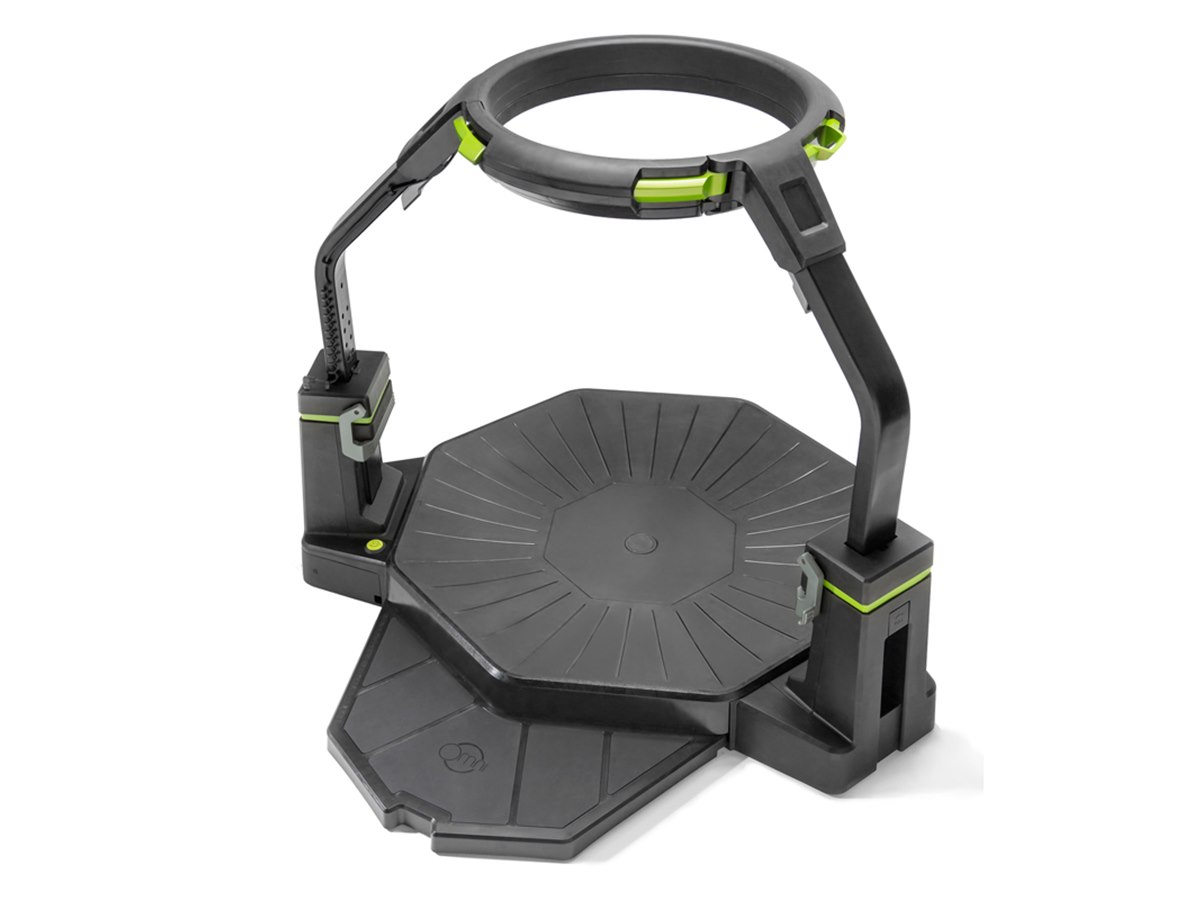 360度自分の足で動きながらVR体験ができる大型デバイス「Virtuix Omni