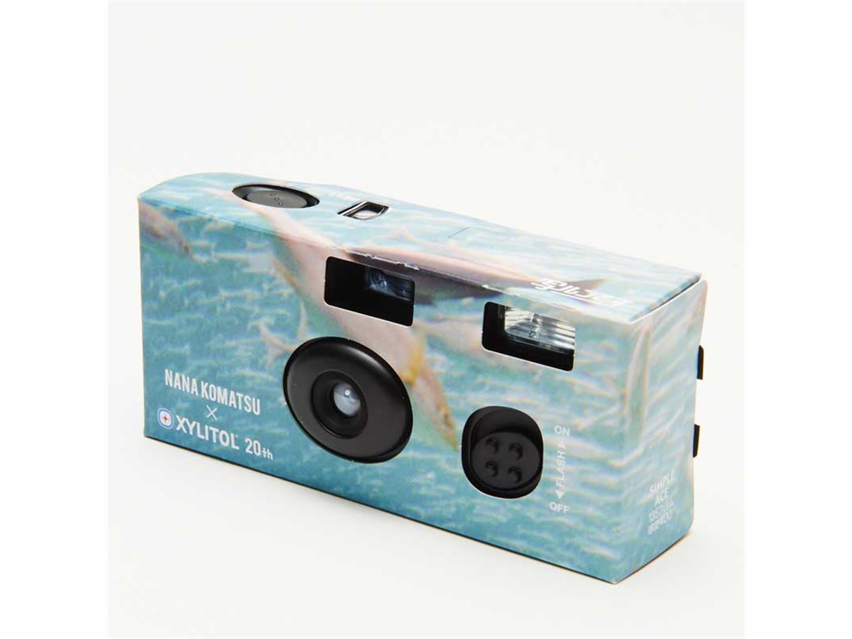 ロッテ、“写真が趣味”女優・小松菜奈さんデザインの「写ルンです」発売