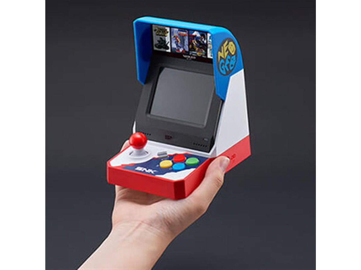 SNKが「NEOGEO mini」公式サイト開設、最新画像やスペックなど明らかに - 価格.com