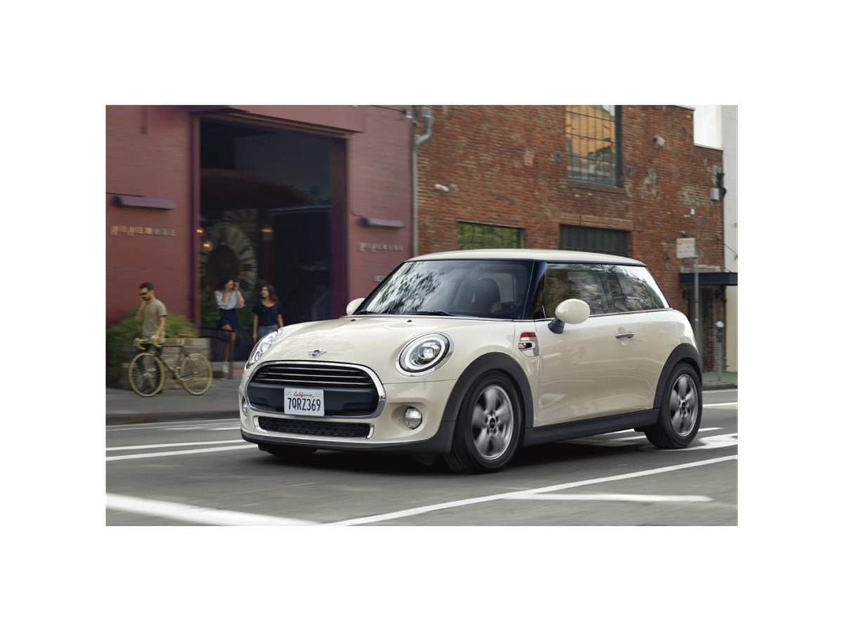 英国らしさ”を際立たせた、MINIの特別仕様車「ヴィクトリア」登場