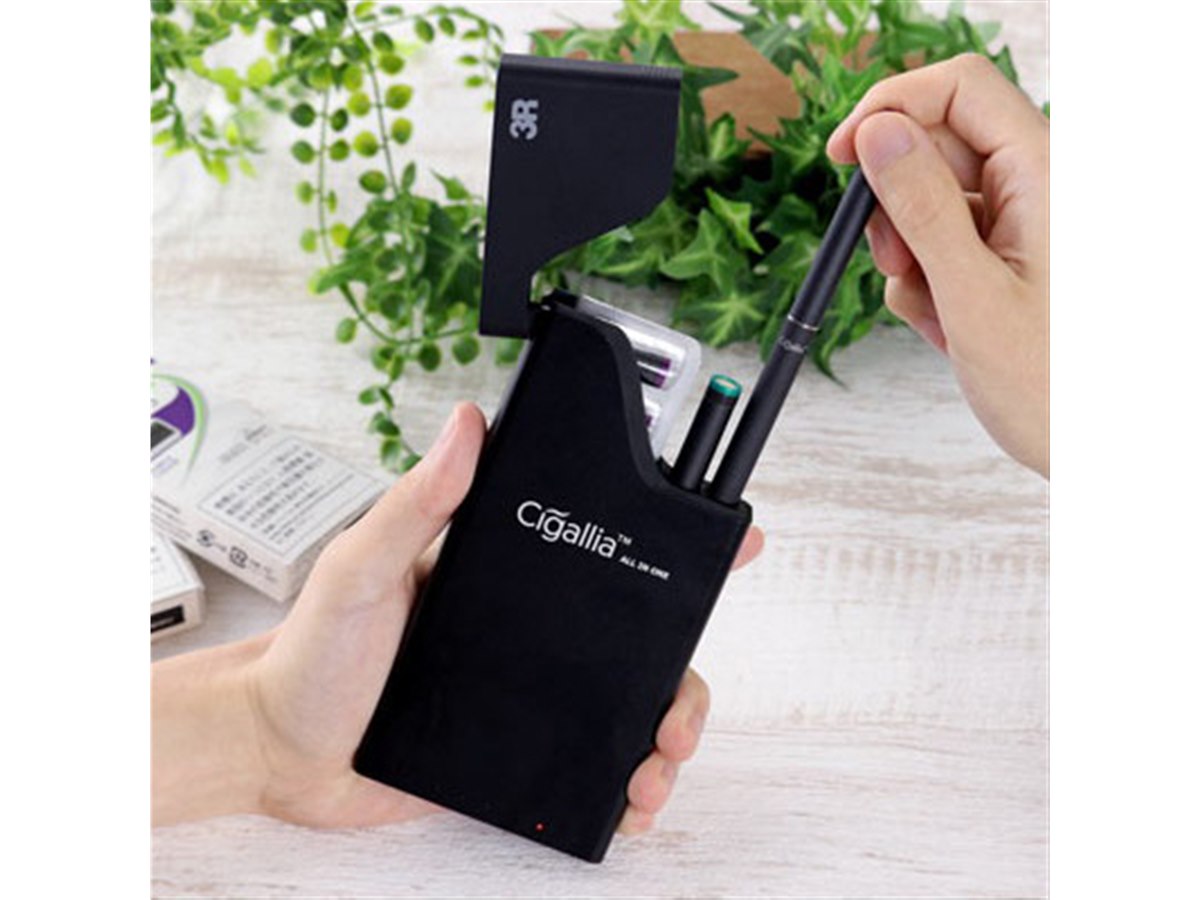 Ploom TECH（プルーム・テック）」互換のシガリア、充電機能付きケースが発売