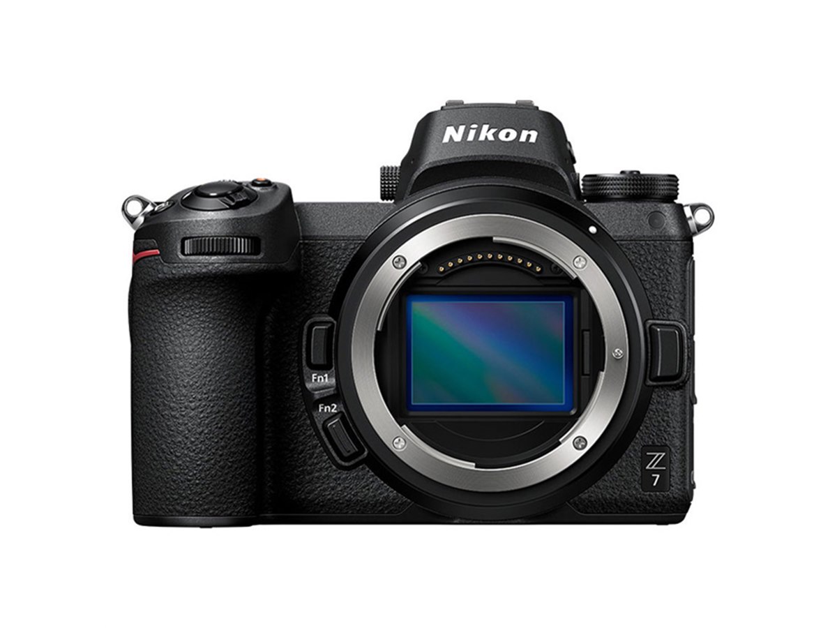 Nikon D70s ニコンデジタル一眼タムロン　28-105 レンズ付　動作品 タムロン、「ニコンZ 7」と一部レンズの組み合わせで「正常に