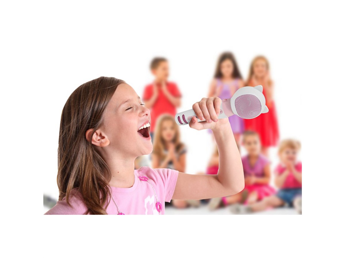 Oaxis Japan、スピーカー内蔵の子ども用カラオケマイク「myFirst Voice