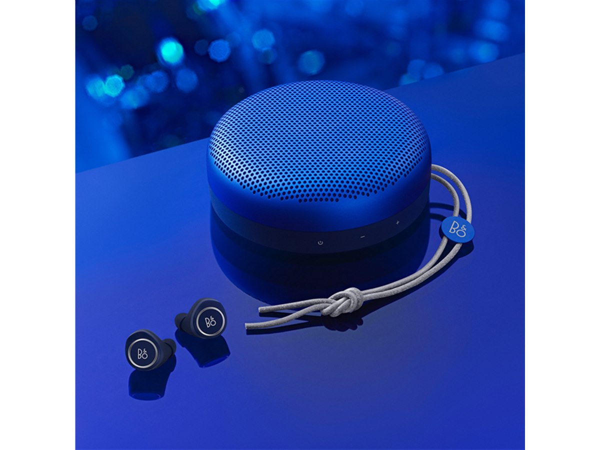 ワイヤレスイヤホン Beoplay E8 Late Night Blue B&O Play、「Beoplay E8」「BeoPlay A1」に限定色のLATE NIGHT