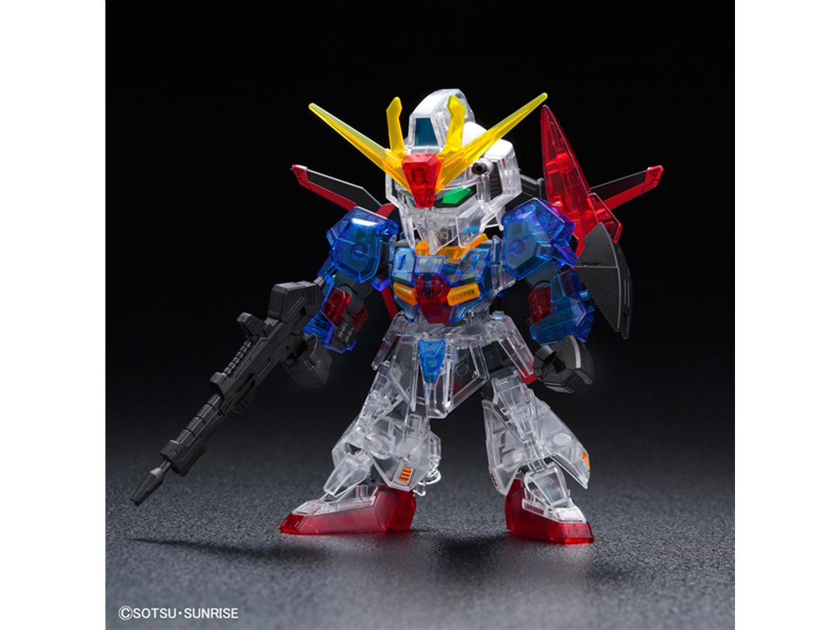 クリアカラーの「ゼータガンダム（クロスシルエットフレームVer.）」が