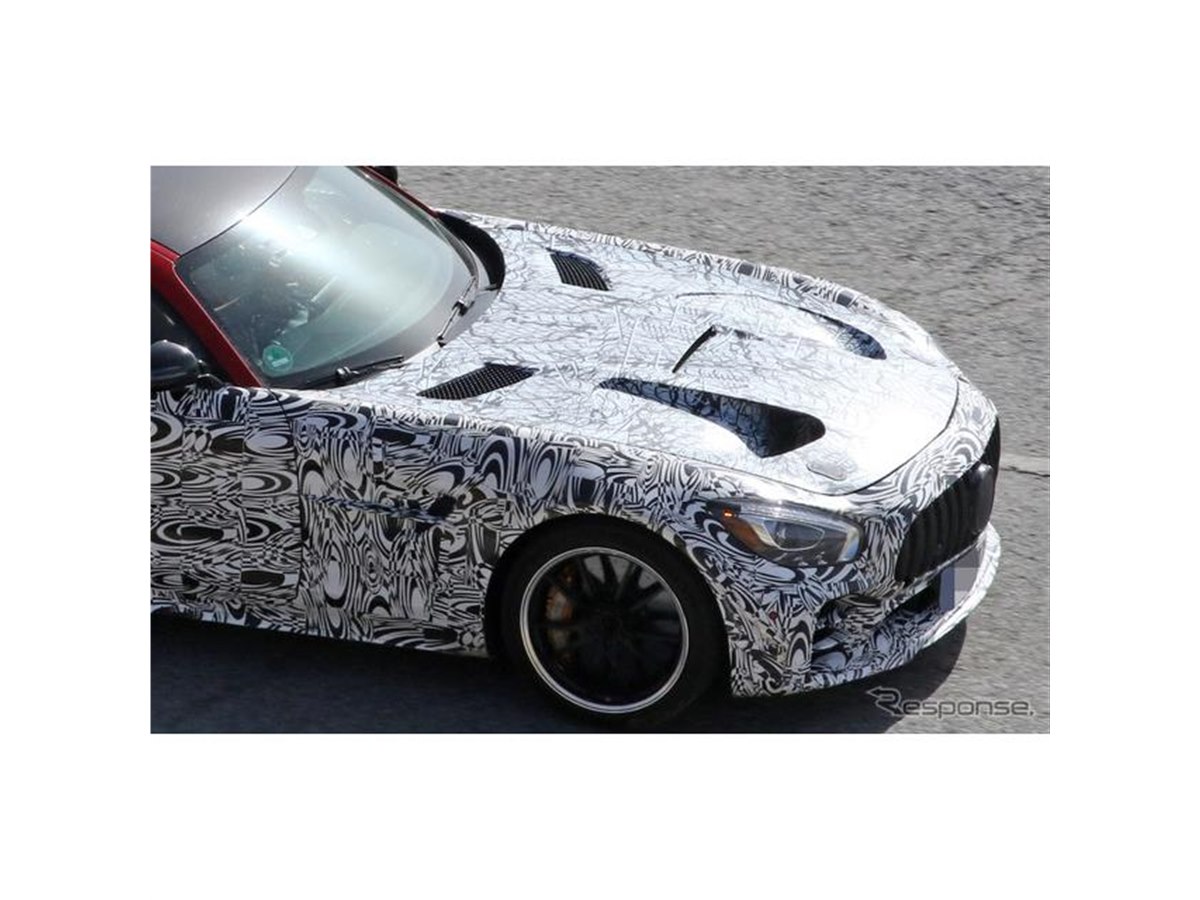 ブラックシリーズ」復活へ…AMG GT R に設定、ボンネットに秘めた“エグ