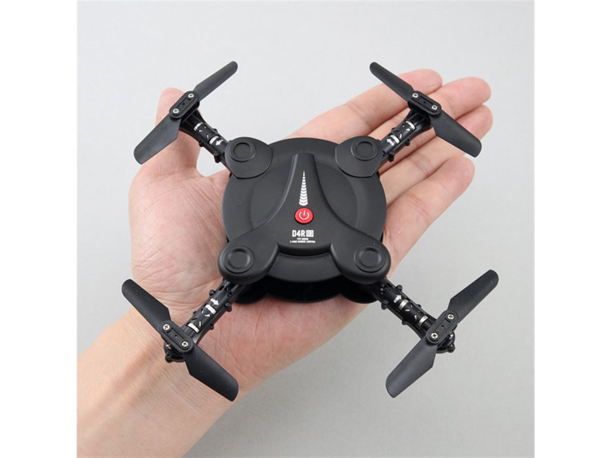 スマホで操作できる、折りたたみ式小型ドローン「FPV COMPACT
