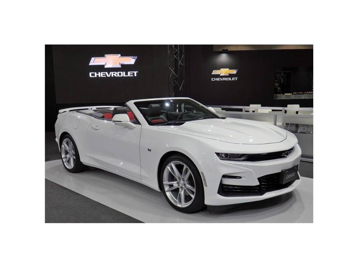 GMが「シボレー・カマロ」の改良モデルを発表 - 価格.com