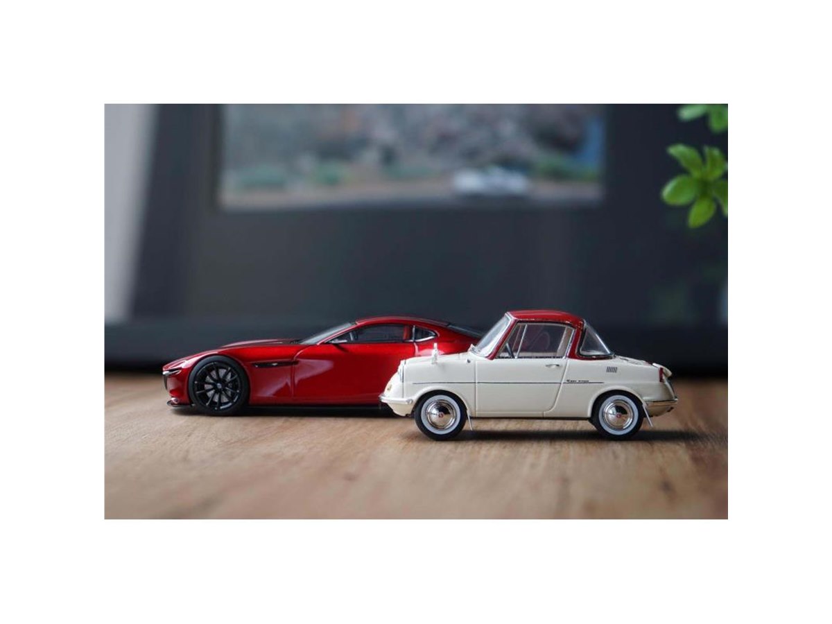 超リアルなミニチュアカーも マツダが創立100周年記念グッズをリリース