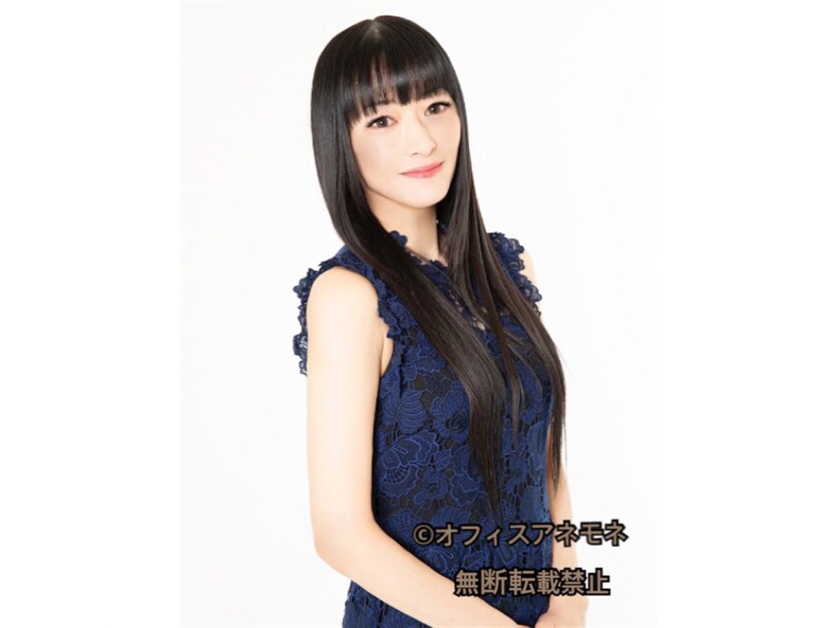 田中理恵　声優　カード+専用バインダー 20200817150041_94_.jpg