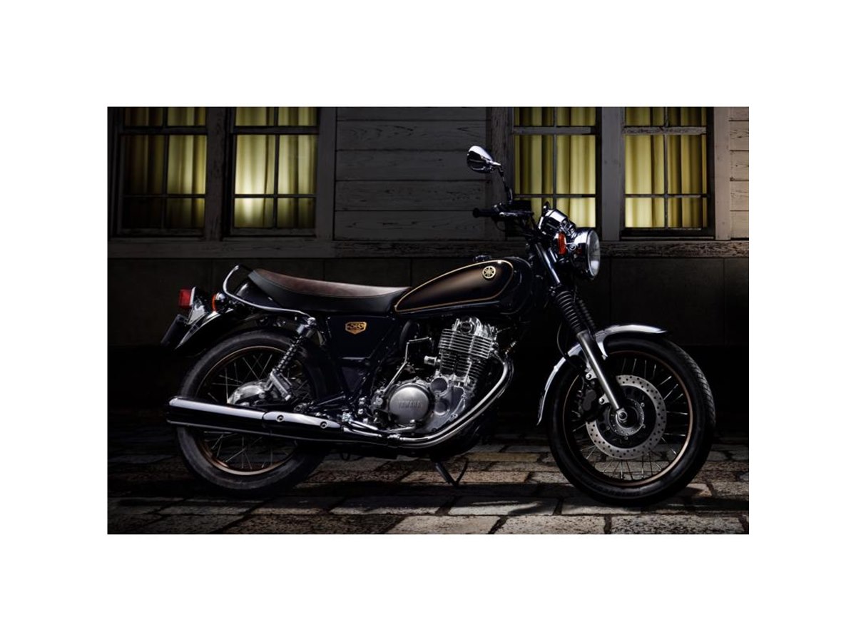 43年の歴史に幕 ヤマハのロングセラーバイク「SR400」に最終モデル登場