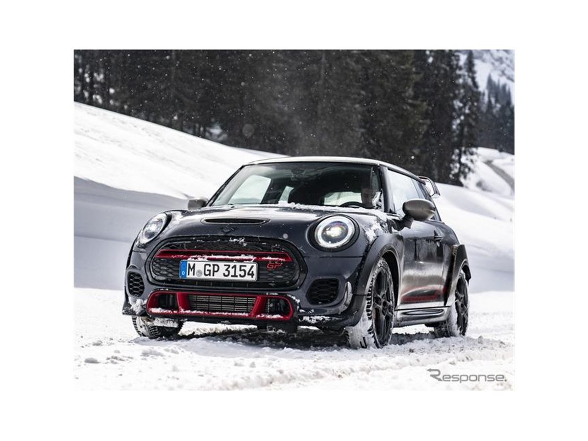 MINI史上最強の306馬力『JCW GP』、専用ウインタータイヤ設定…欧州