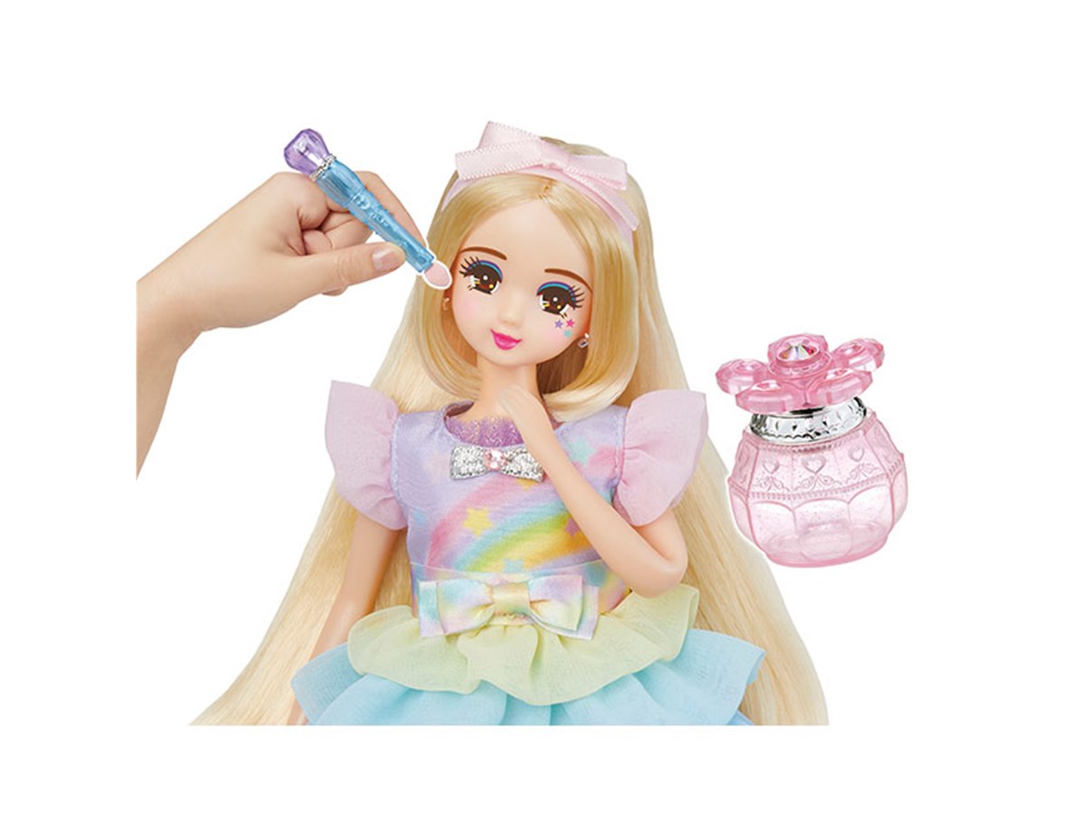 タカラトミー、メイク遊びが楽しめる「ゆめいろメイクひまりちゃん