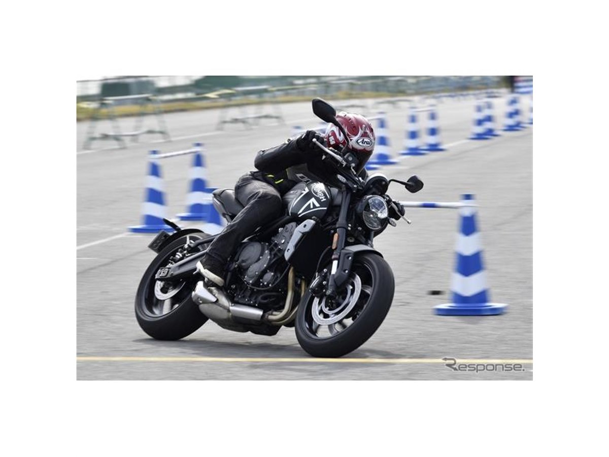 プラクルアン 新型TRIDENT 660 | For the Ride