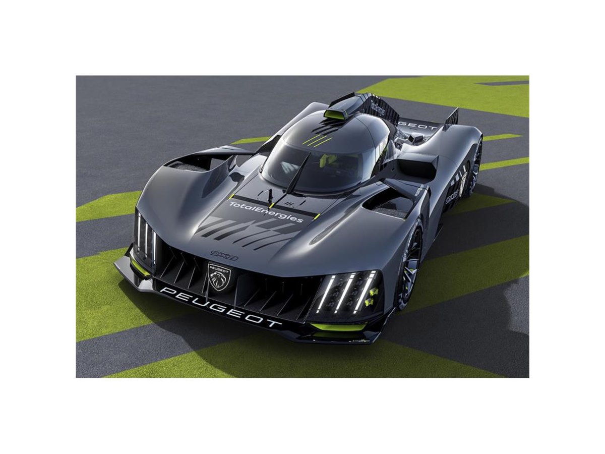 プジョーのハイパーカー「9X8」デビュー 2022年のFIA世界耐久