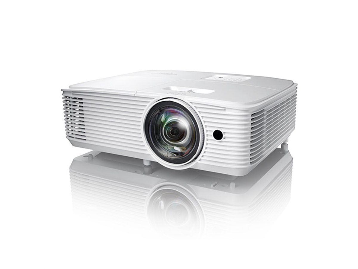Optoma GT1080 DLP フルHD 短焦点 プロジェクター 本体 Optoma、120Hz駆動のゲームモードを搭載した短焦点プロジェクター