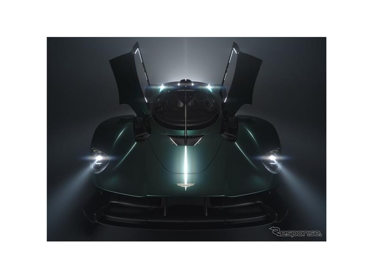 アストンマーティンの新型車、『ヴァルキリー』に新グレードか…ペブル