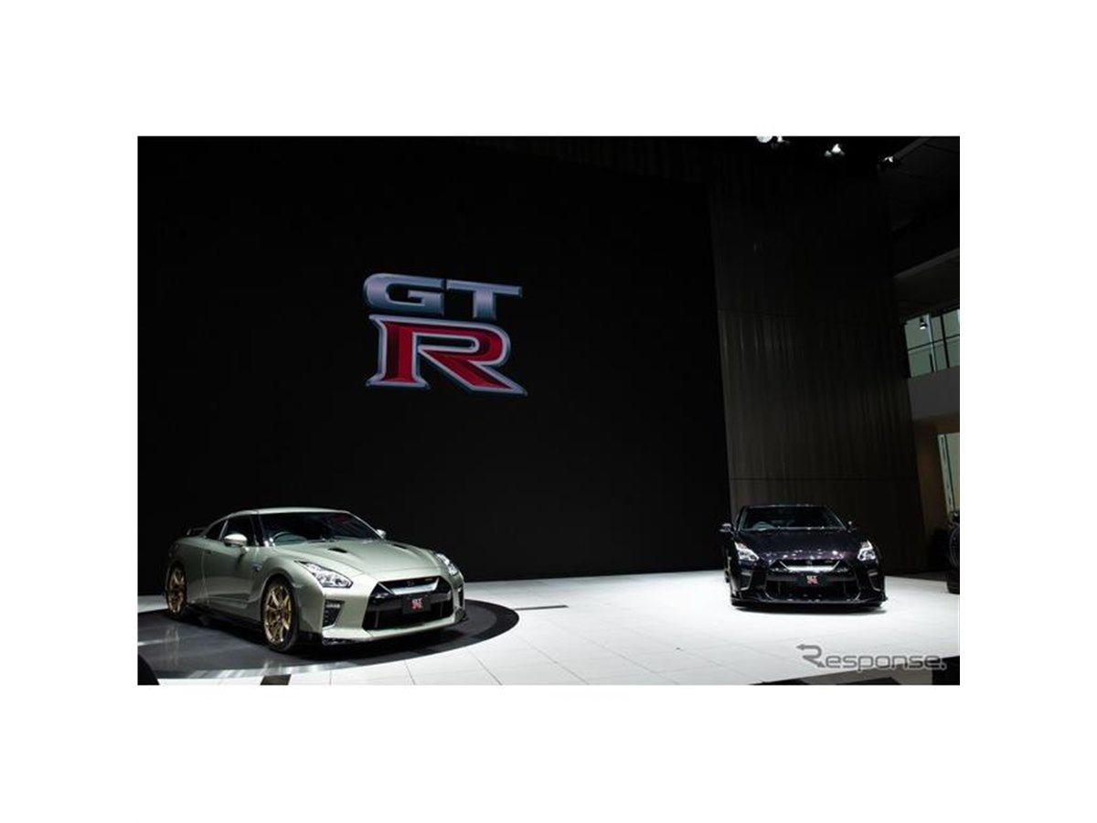 日産 GT-R 2022年モデル】2つの新色はR33、R34をオマージュ - 価格.com