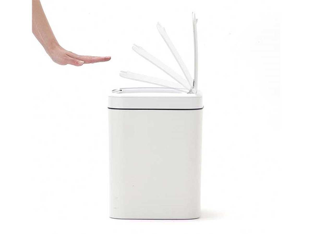 コメリ、フタに触れず開閉できるゴミ箱「センサー付ペール」 - 価格.com