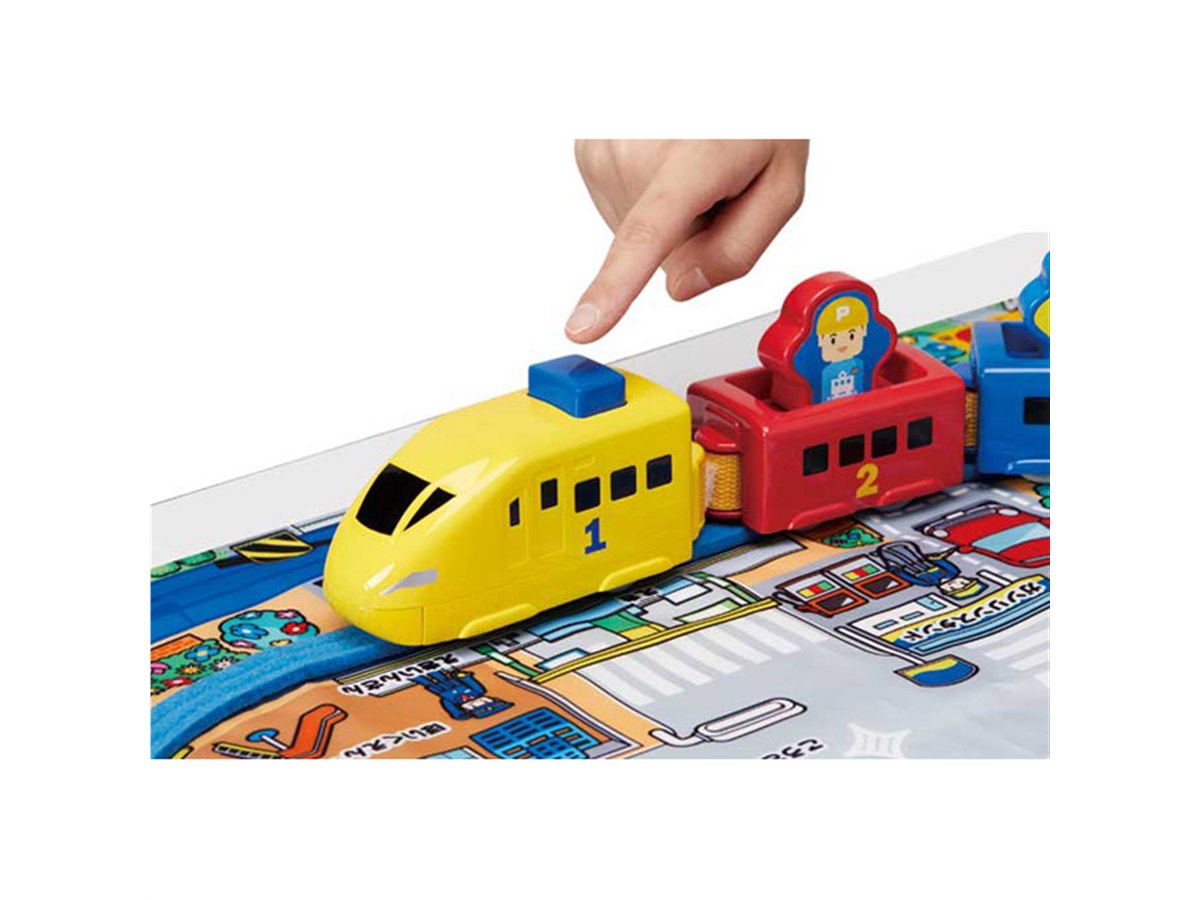 プラレール好き必見！！トーマス、新幹線20車両以上線路なども盛りだくさん