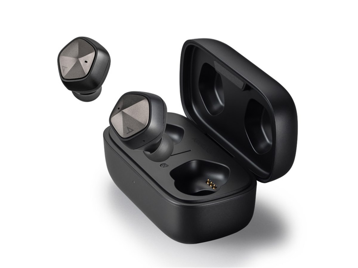 Astell&Kern AK Hi-Fi TWS UW100 ワイヤレスイヤホン Astell&Kern初の完全ワイヤレスイヤホン「AK UW100」が4/9発売に