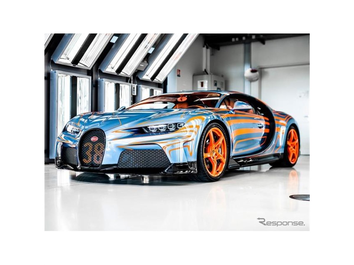 BUGATTI ブガッティシロンスーパースポーツ　正規ライセンス商品　カラー緑 BUGATTI ブガッティシロンスーパースポーツ 正規ライセンス商品