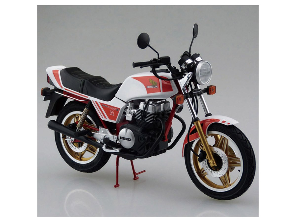 AOSHIMA、専用装備も再現した「1/12 ホンダ NC04 スーパーホークIIIR