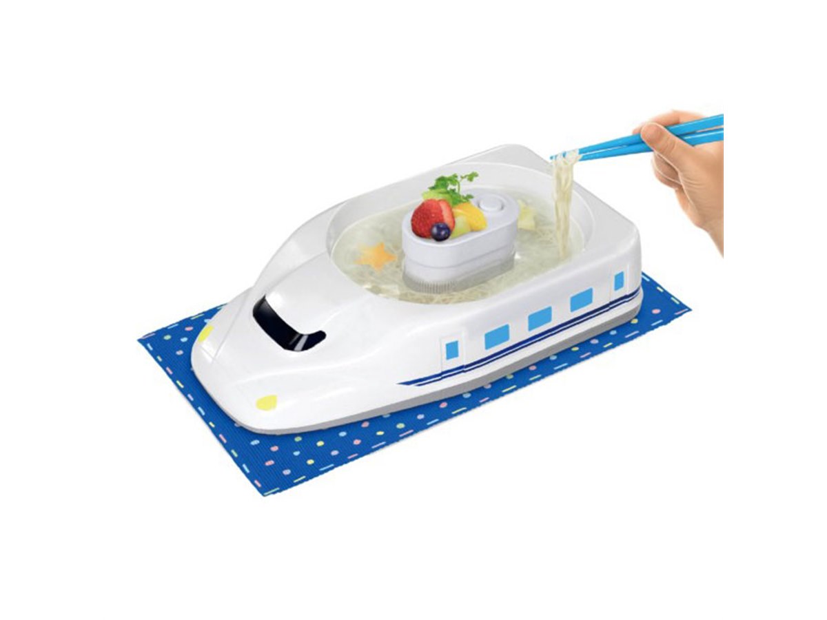 N700系新幹線」型のお子さまランチプレートのような流しそうめん