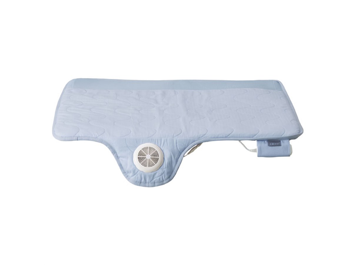 アテックス、寝汗の熱をファンで排出する「快眠マット SOYO」にミドル