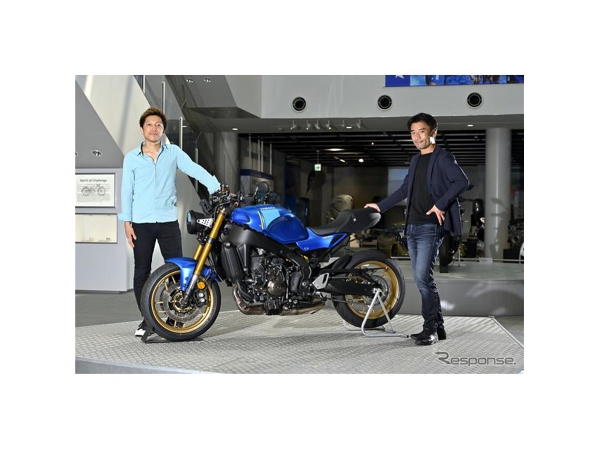 YAMAHA○ヤマハ○XSR900 サイドカバー アニバーサリー ○YAMAHA