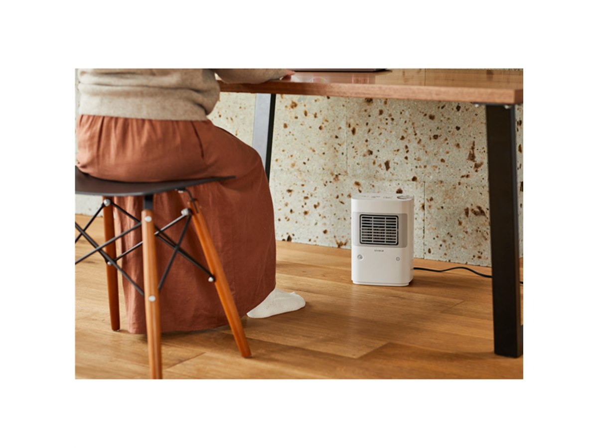 シロカ、人感センサー付きの足元ヒーター「まめポカ」をリニューアル