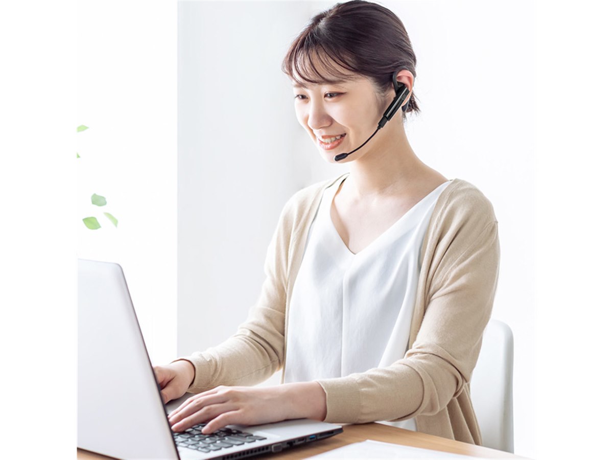 サンワ、集音性を高める外付けマイク付きの片耳用Bluetooth