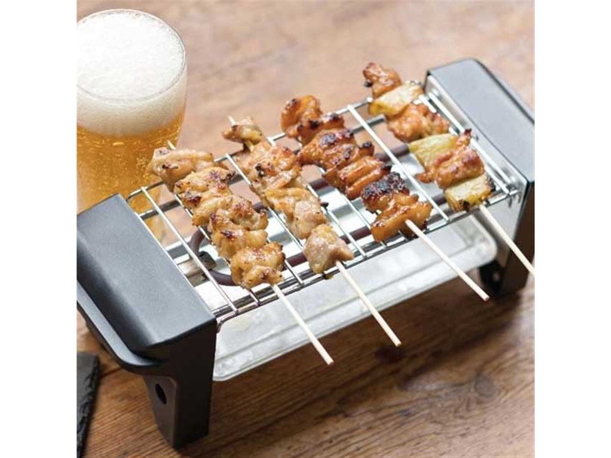 焼き鳥や焼肉を卓上で楽しめる「おうち呑み名人 2WAYグリル」が