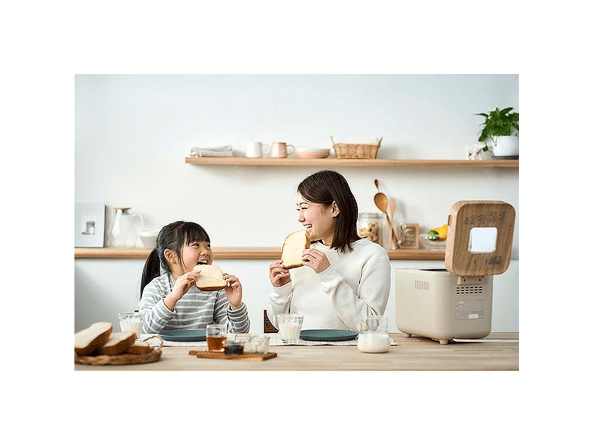 アイリスオーヤマ、「ふんわり食パン」メニュー搭載