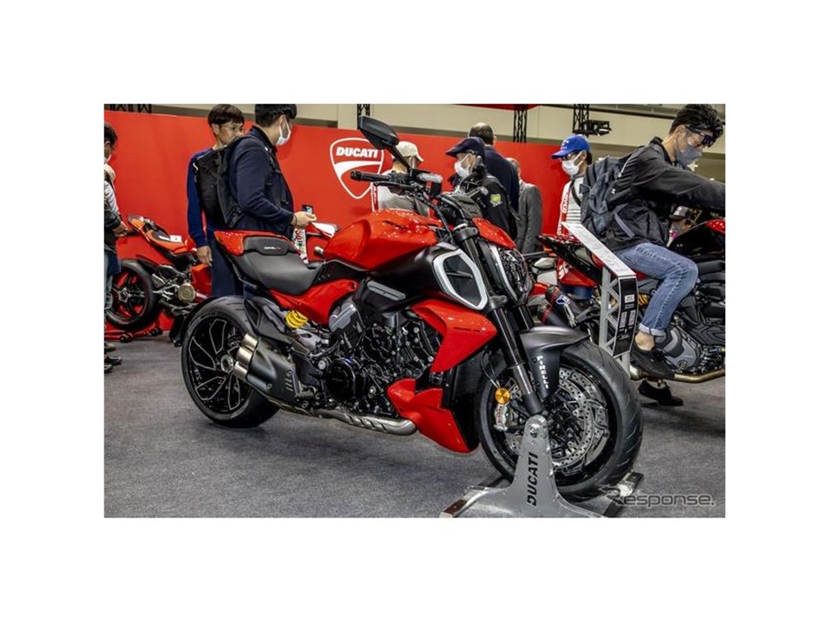 最新の『ディアベルV4』も展示！ドゥカティの注目モデルが勢ぞろいした