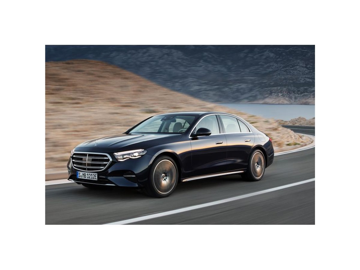 メルセデス・ベンツが新型「Eクラス」を発表 ラインナップの半数をPHEV