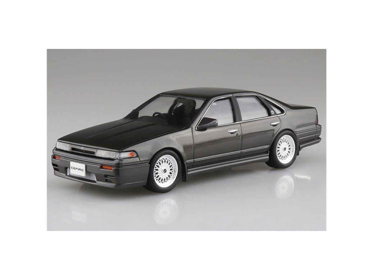 AOSHIMA、オリジナルカスタム仕様のニッサンA31 セフィーロ」を1/24で