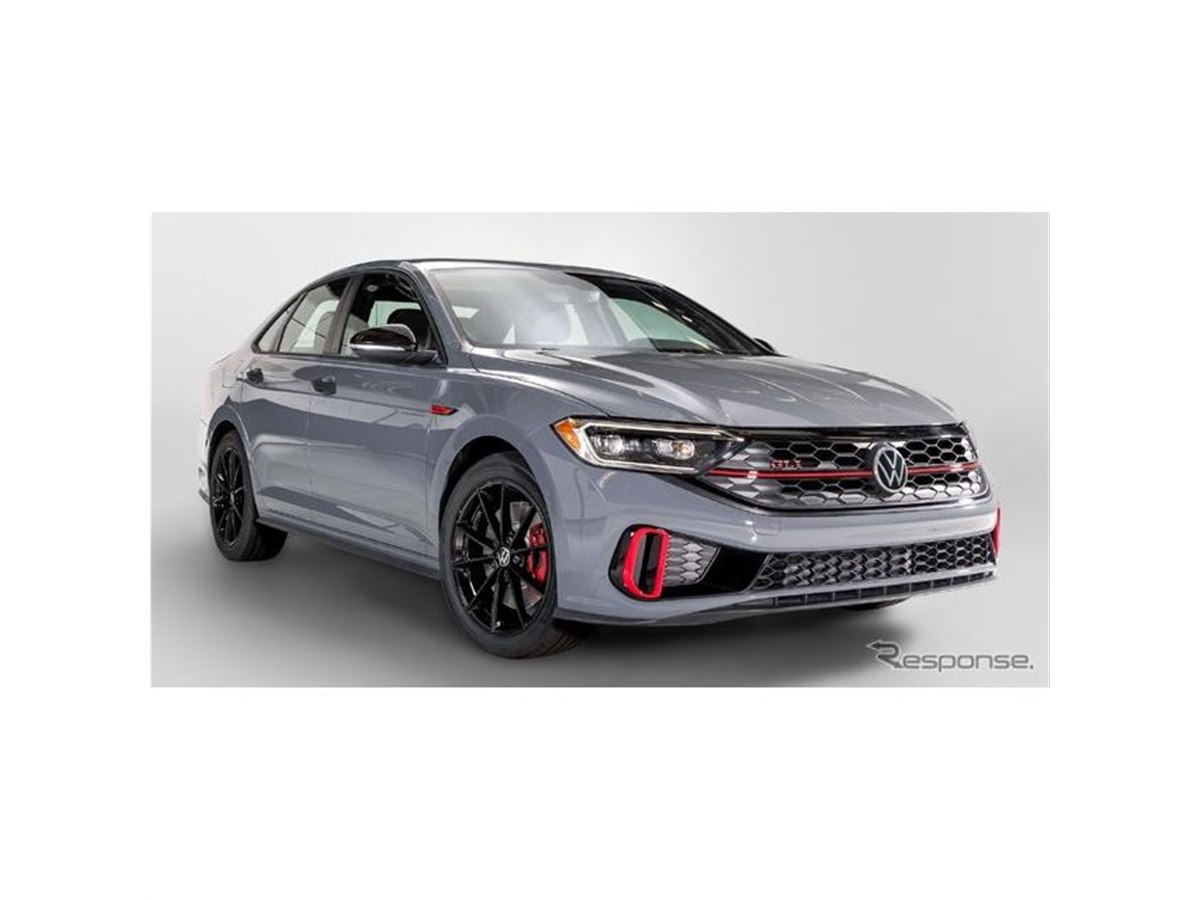 VW ゴルフ GTI の4ドア版、ジェッタ「GLI」に40周年記念車…米国