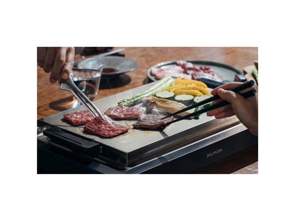 バルミューダ　プレートプロ　最安値出品 バルミューダ、“調理エンタメを楽しめる”ホットプレート
