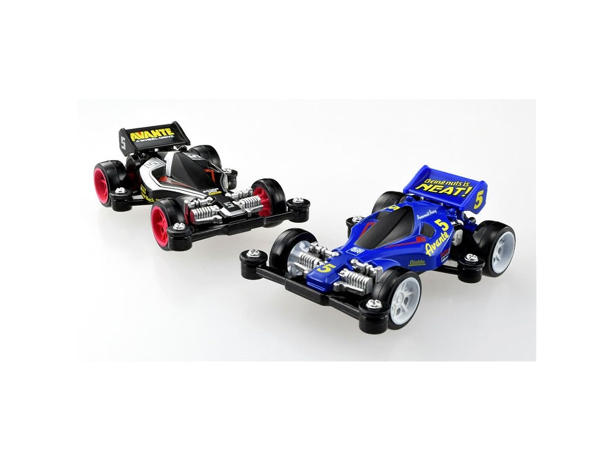 ミニ四駆」アバンテJr.をトミカで再現、タカラトミー×タミヤコラボで1