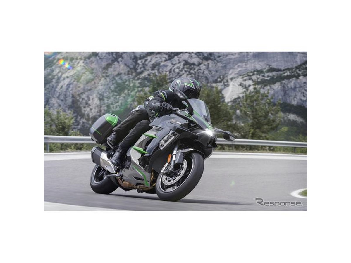 カワサキ Ninja H2 SX SE、スーパーチャージャー搭載の高性能ツアラー