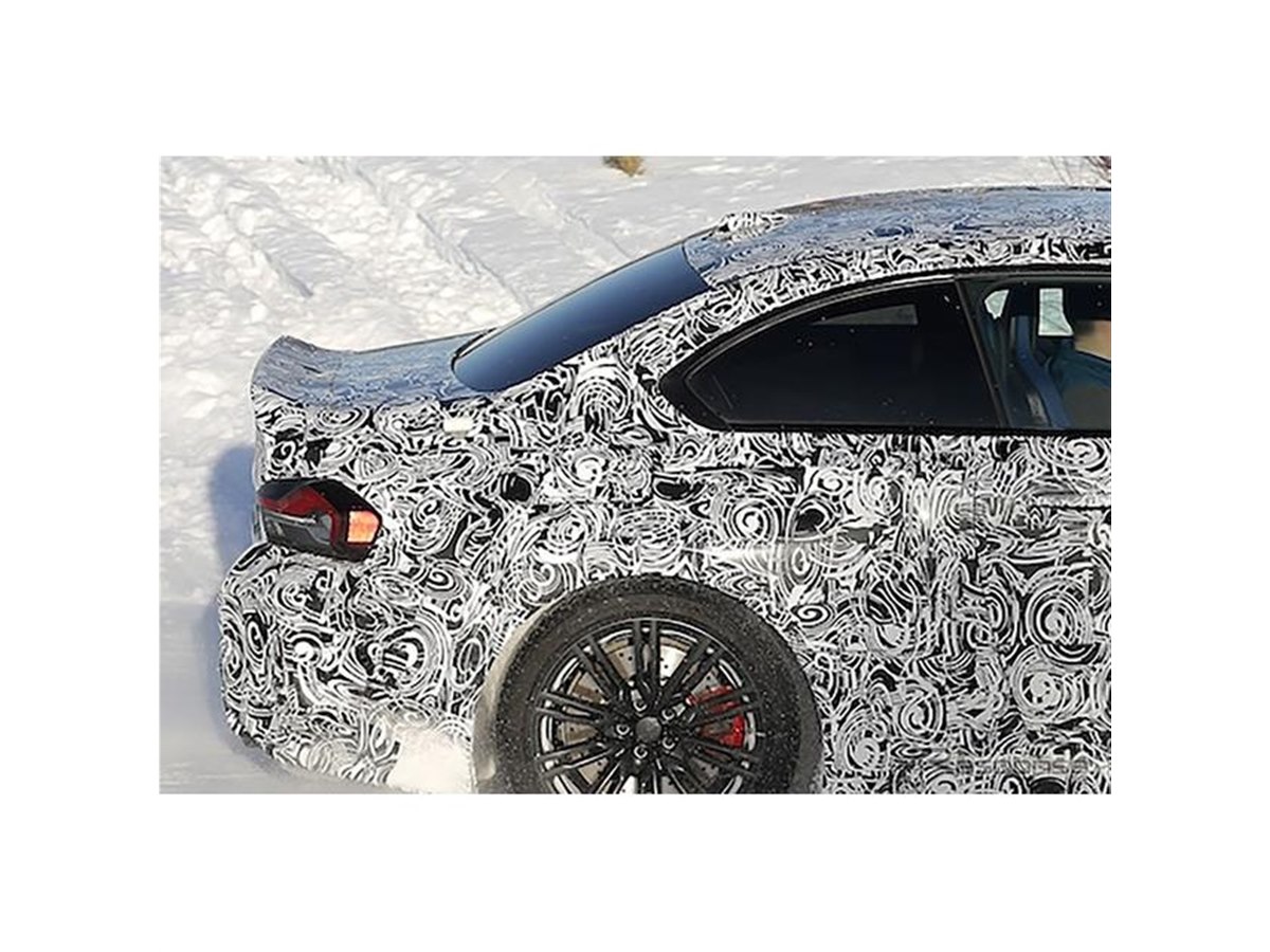 BMW最小の「M」モデルに最強の「CS」投入確実！ 伝統のダックテールが