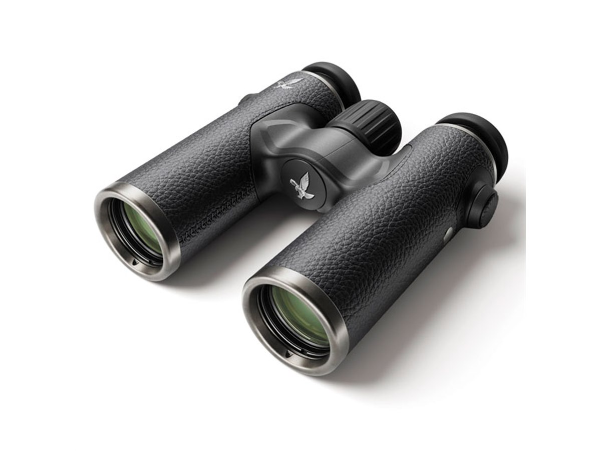 SWAROVSKI OPTIK創立75周年記念モデルの双眼鏡「CL COMPANION Habicht 
