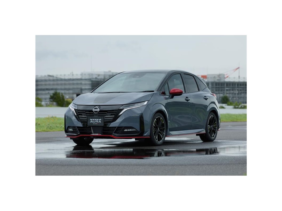 日産モデルカーコレクション　ノート　e-POWERのNISMO 1/43 NISSAN NOTE e-POWER NISMO Brilliant White Pearl【45438
