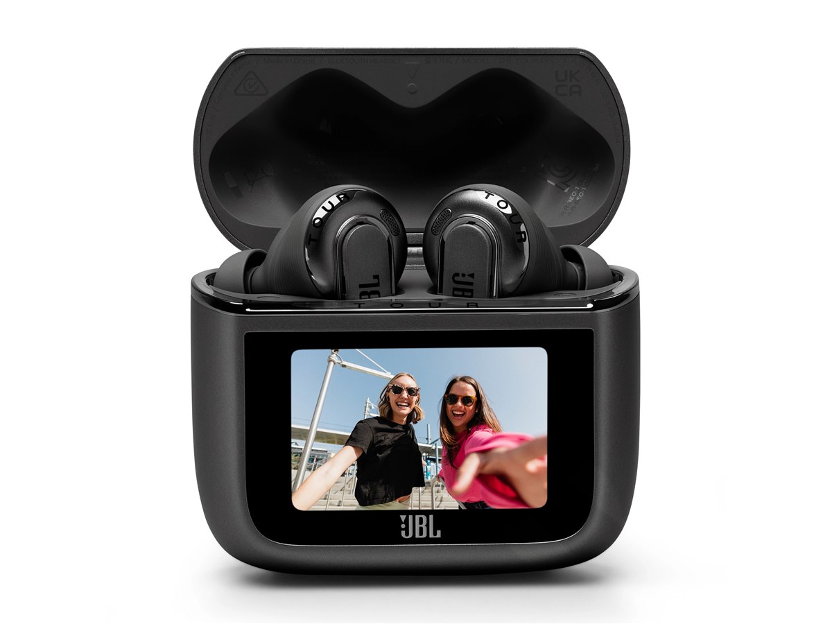 JBL、デュアルドライバー装備のフラッグシップTWS「TOUR PRO 3
