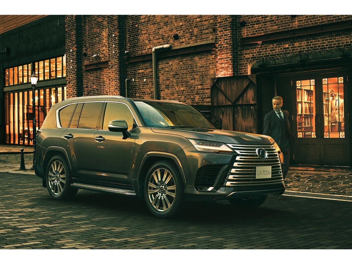 最終価格　LEXUS 高級ラウンドバッグ　イタリアンファブリック 最終価格 LEXUS 高級ラウンドバッグ イタリアンファブリック