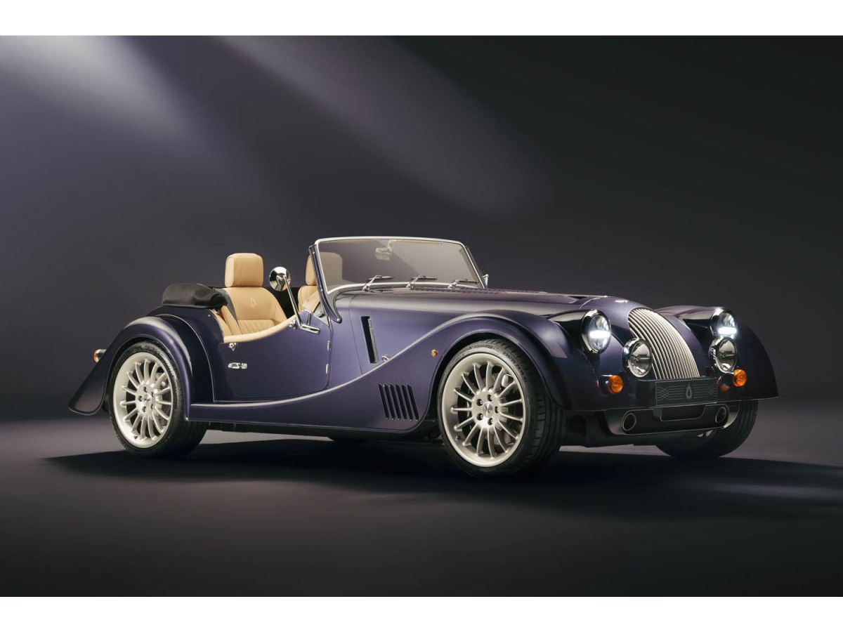 世界限定30台 「モーガン・プラスシックス」の生産終了記念モデル発売